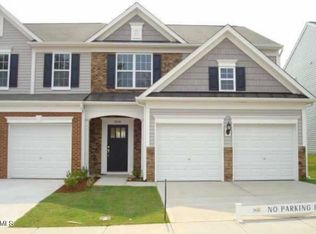8219 Pilots View Dr, Raleigh, NC 27617