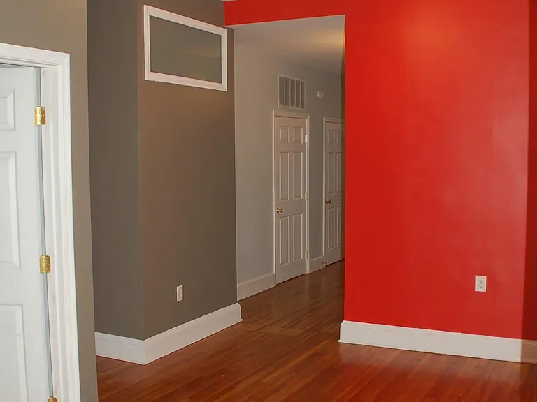 Kitchen & Breakfast Nook
