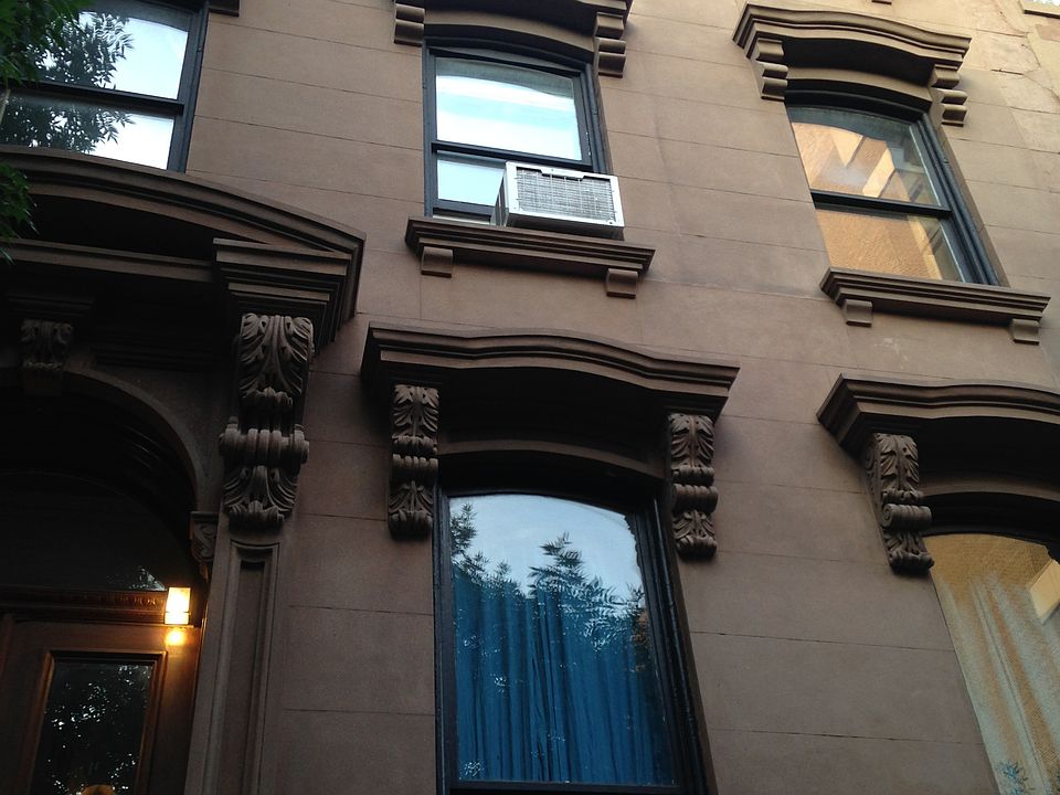 Building Photo 3