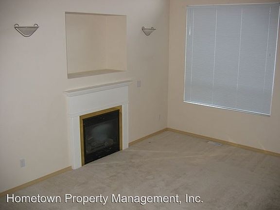 4th image of 426 Bungalow Dr NW