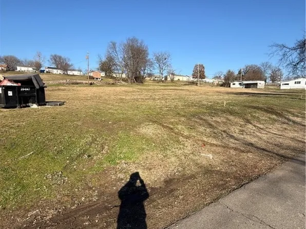 1901 Pryor Ave, Fort Smith, AR 72904