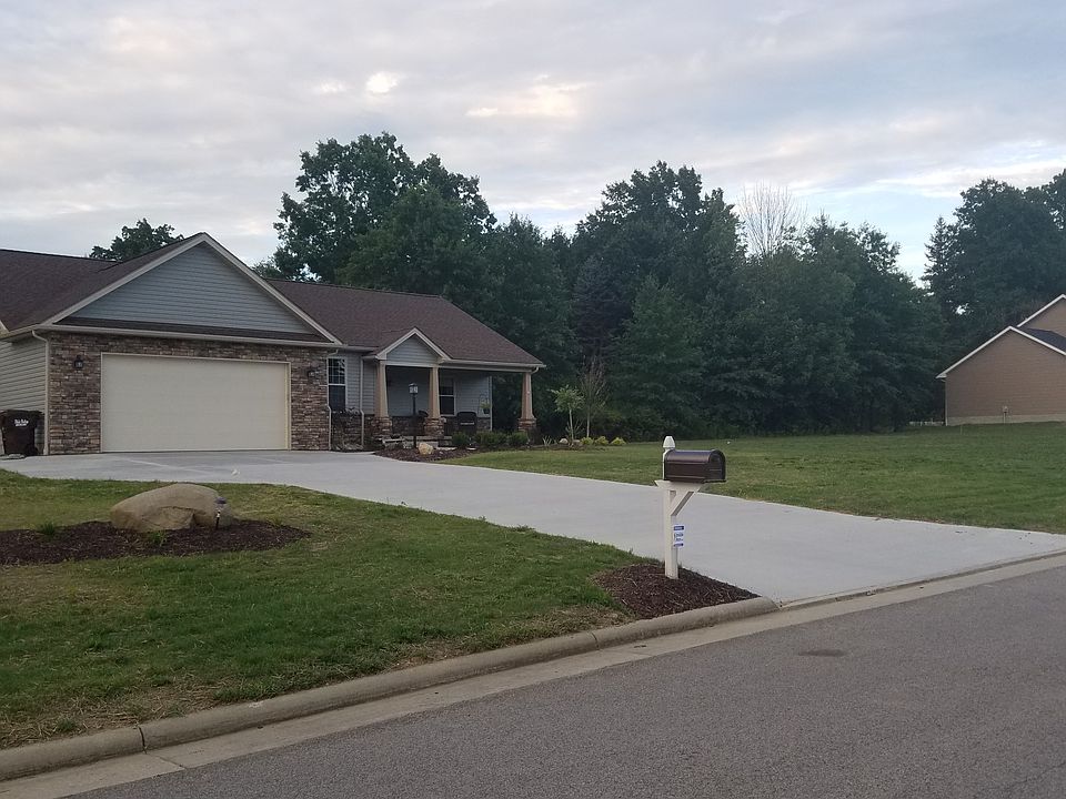 1st image of 52 Cedars Dr