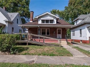 776 W Waggoner St, Decatur, IL 62526
