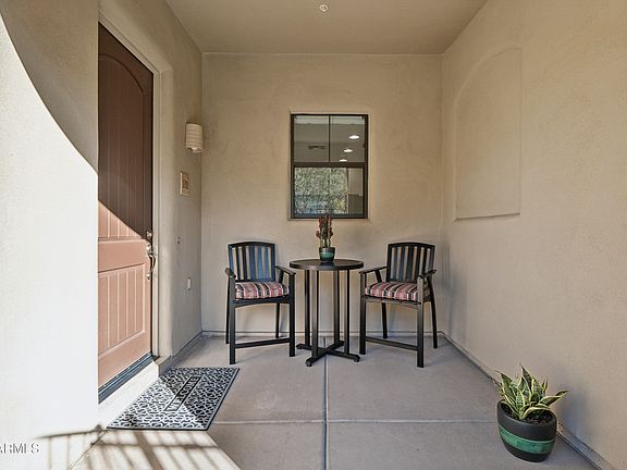 4th image of 10055 N 142nd Street #1310