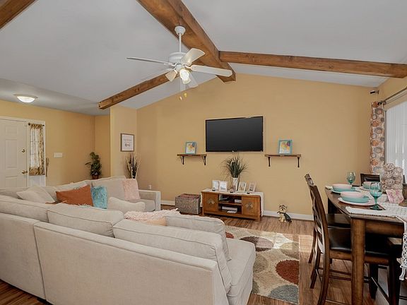 5th image of 25009 Gilmar Ct