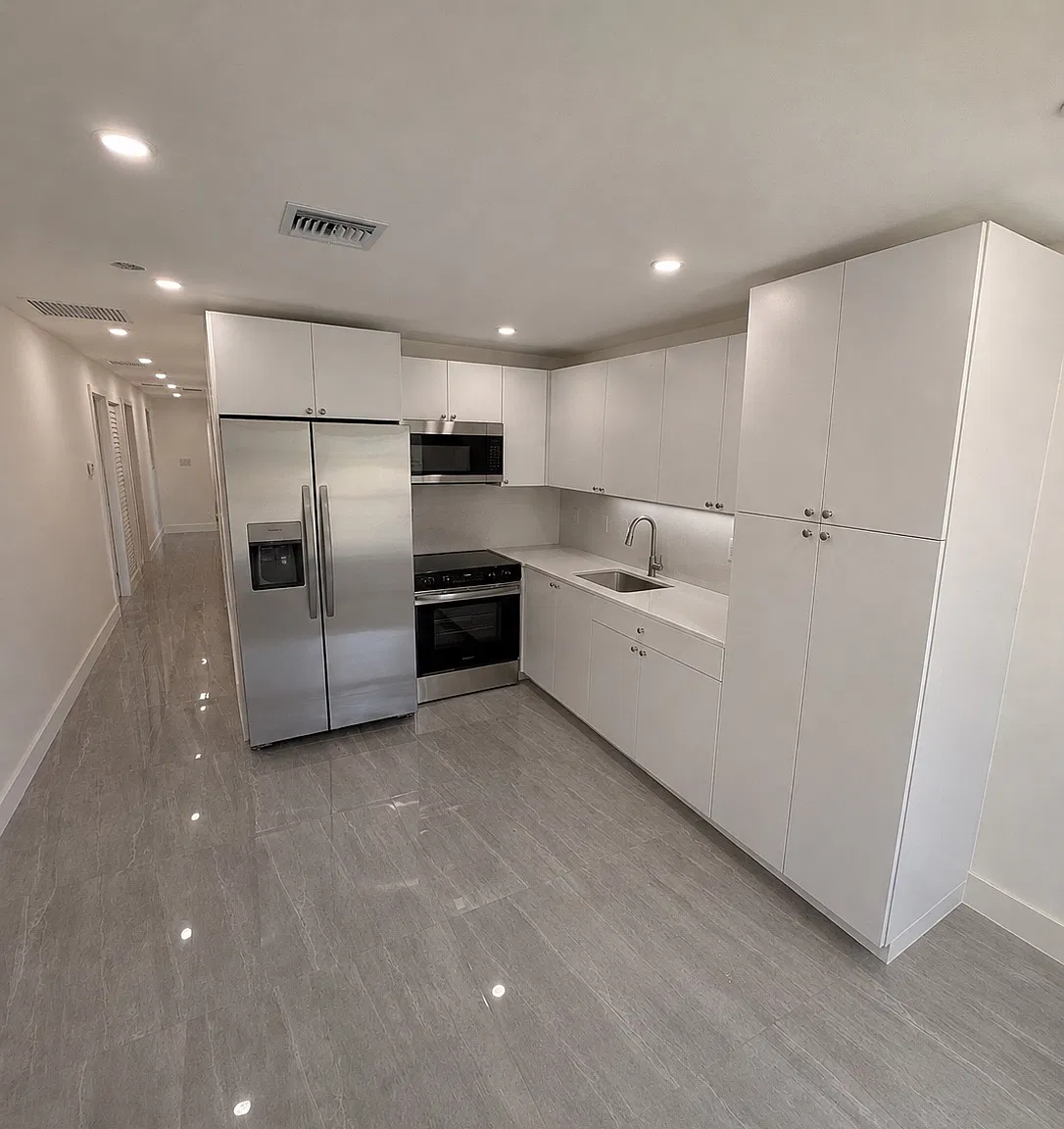 NW 8th Ave, Pompano Beach — Photo 3