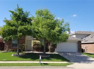 1317 Pepperidge Ln, Fort Worth, TX 76131