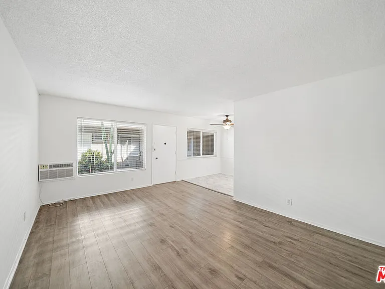 7209 Willoughby Ave #2 — Photo 8