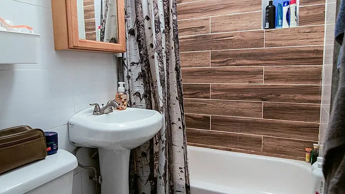 Rented by Nooklyn NYC LLC | media 8