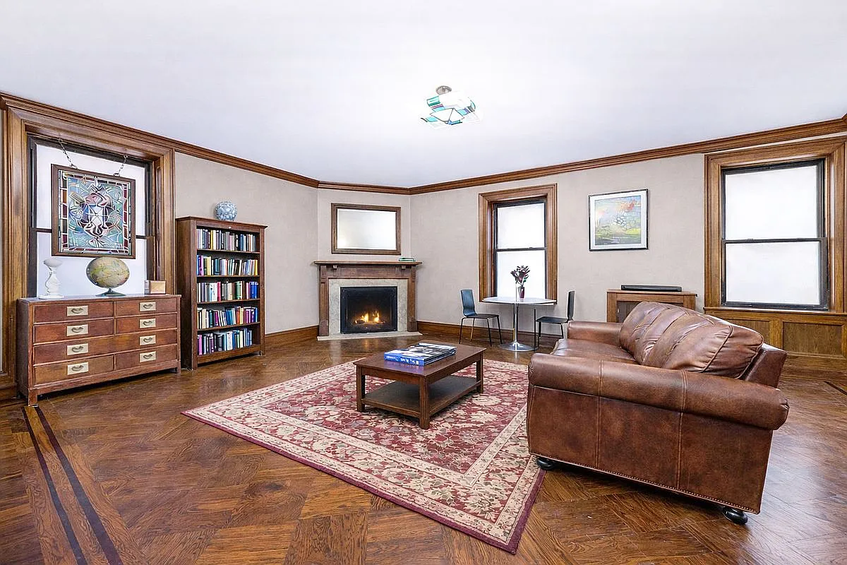 205 W 57th St APT 8BC photo 1