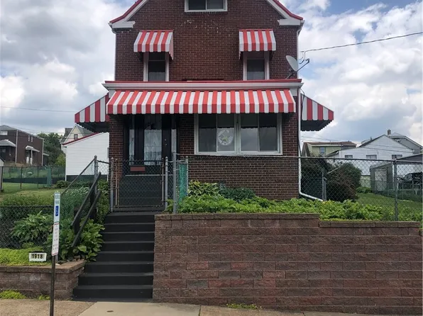 1918 Alcoa Dr, New Kensington, PA 15068