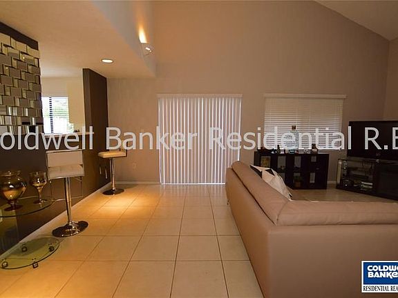 4th image of 10125 NW 33rd St #10125