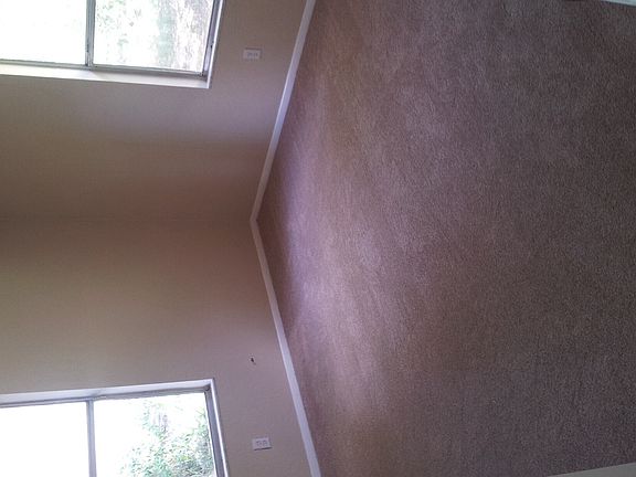 3rd image of 216 N Lone Oak Dr