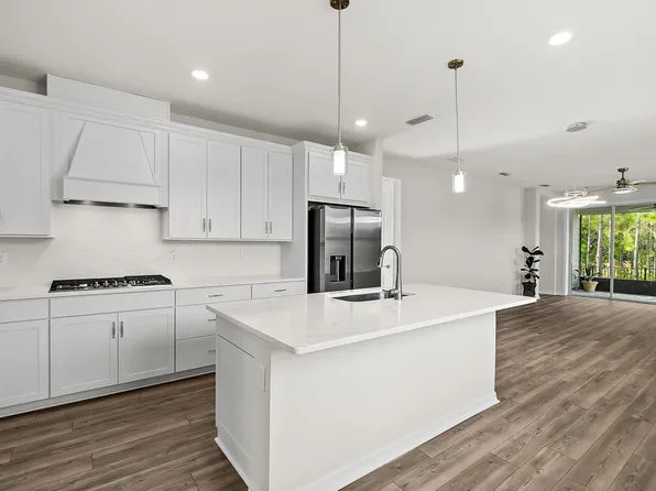 11151 City Front Dr, Jacksonville, FL 32256