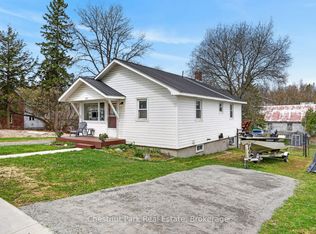 213 Yonge St, Burk's Falls, ON P0A 1C0
