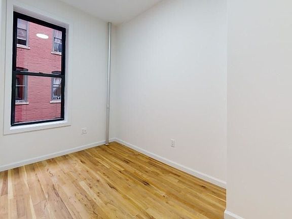 5th image of 419 E 73rd St APT 4C