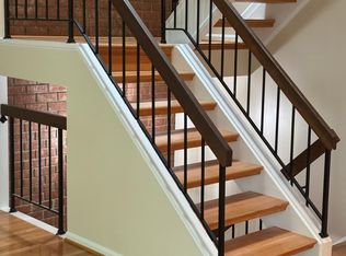 725 Twin Holly Ln, Silver Spring, MD 20910