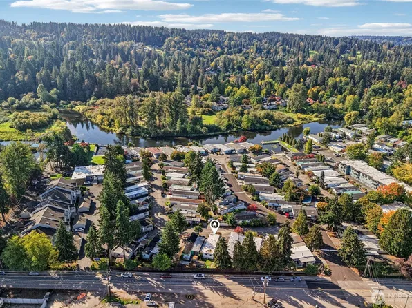 7301 NE 175th Street #305, Kenmore, WA 98028