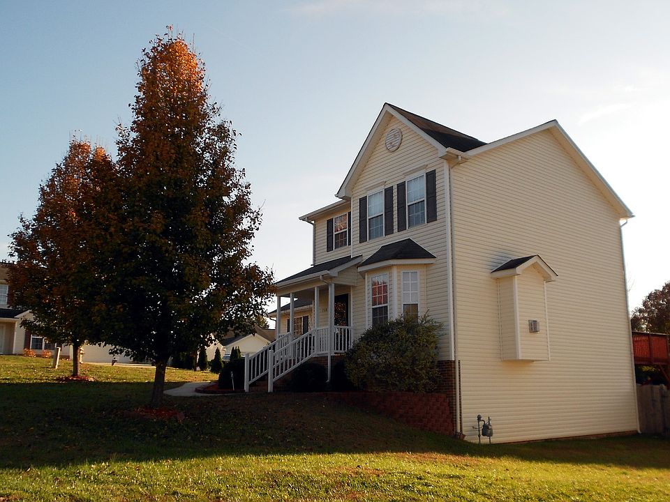 2nd image of 240 Old Wood Ln