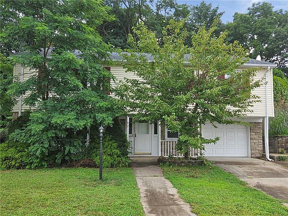 2nd image of 97 Orlando Dr