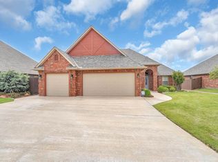 1018 NE Oriole Dr, Lawton, OK 73507