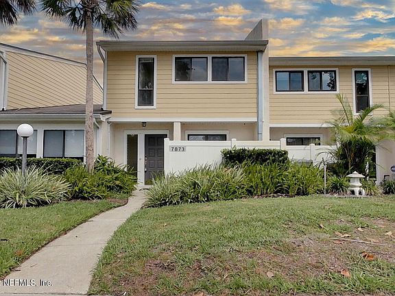 2nd image of 7873 Bahia Vista Ct #7873