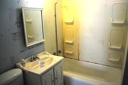 3rd image of 3232 N Holton St