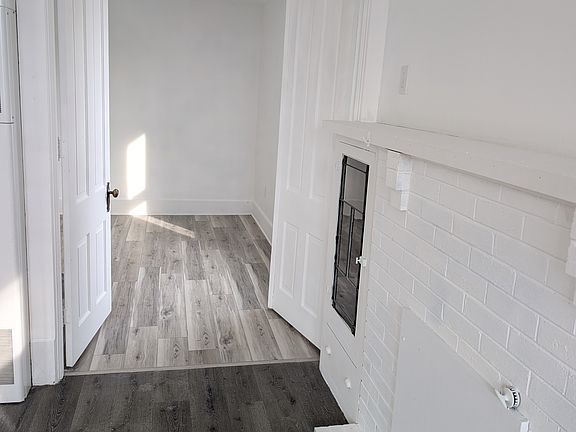 5th image of 66 1/2 W 4th St