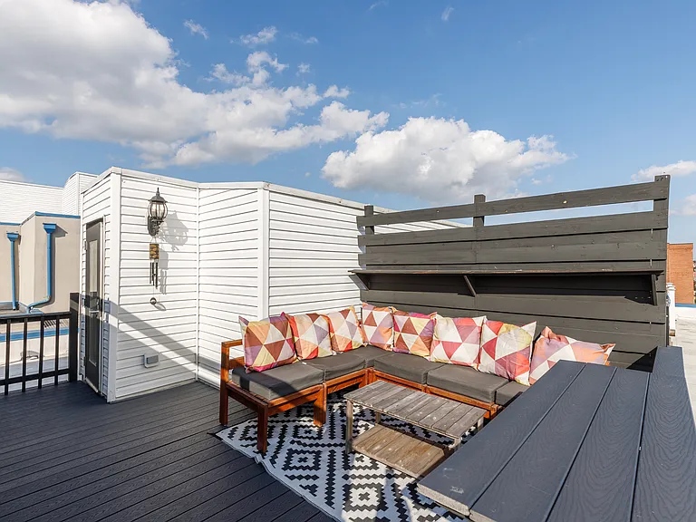 1726 Aliceanna St — Photo 34