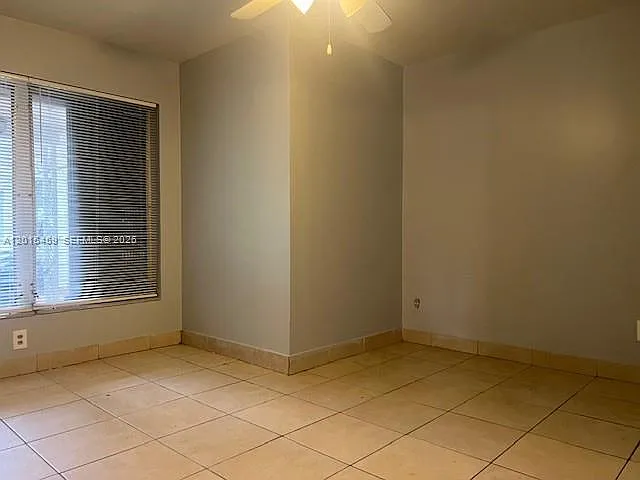 732 Moffett St #4A — Photo 22