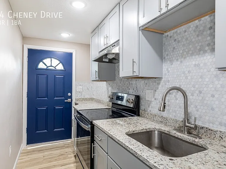 64 Cheney Dr — Photo 14