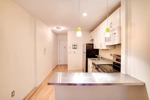 Rented by Oxford Property Group | media 25