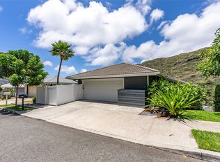 1387 Miloiki St, Honolulu, HI 96825