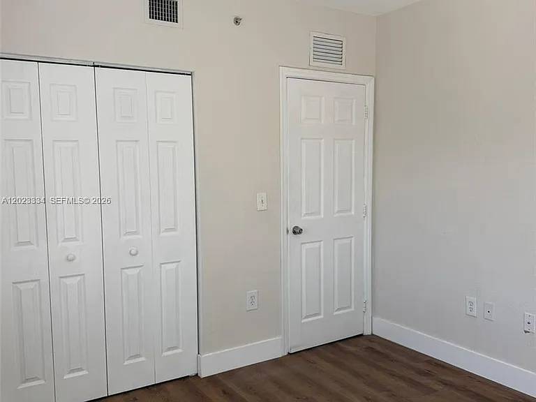 763 SW 5th St #304 — Photo 2