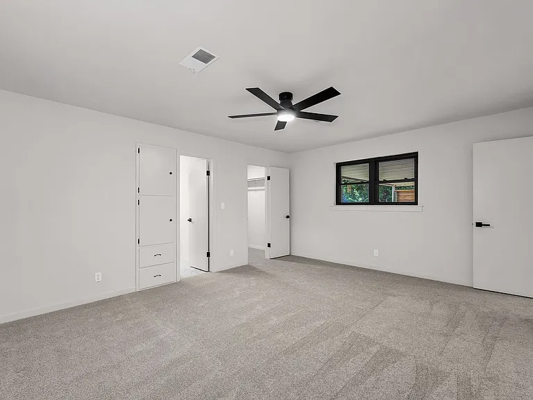 1414 S West Ave — Photo 14