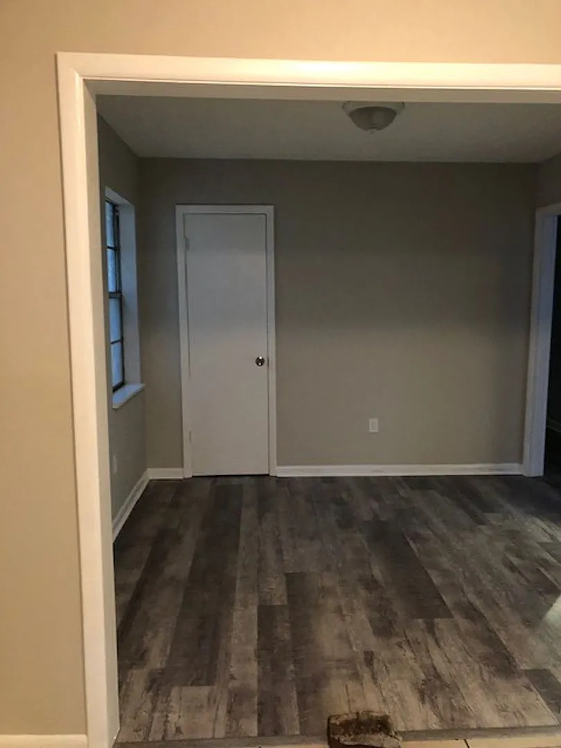 Cozy home off White Bluff Rd — Photo 4