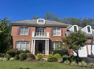 726 Pearson Point Pl, Annapolis, MD 21401