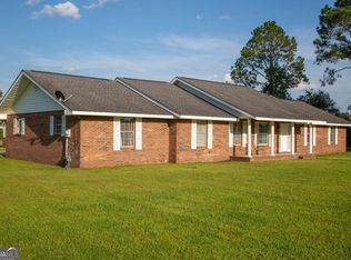 2115 Blackshear Hwy, Baxley, GA 31513
