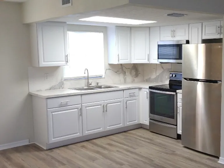 412 Euclid Ave #A — Photo 16