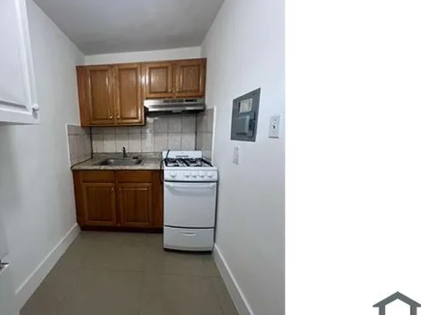 1285 NW 60th St APT 5, Miami, FL 33142