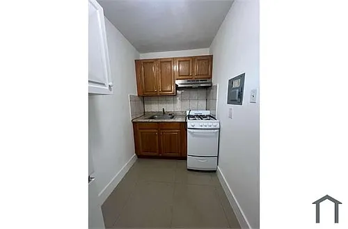 1285 NW 60th St #5 Photo 1