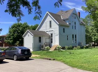 221 N Minnesota Ave #3, Saint Peter, MN 56082