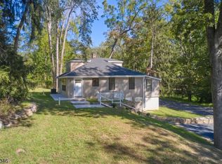 532 Hollow Rd, Skillman, NJ 08558