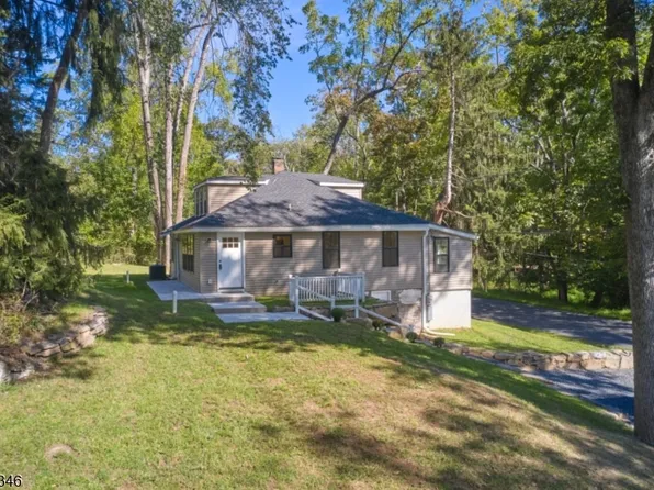 532 Hollow Rd, Montgomery Twp., NJ 08558