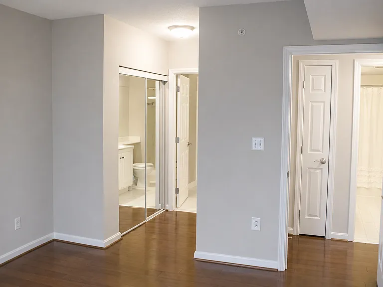 11710 Old Georgetown Rd #527 — Photo 8