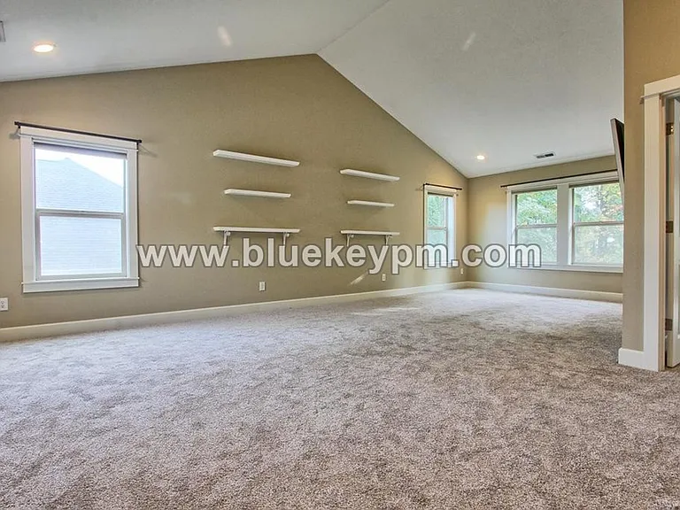 964 W S Cir — Photo 18