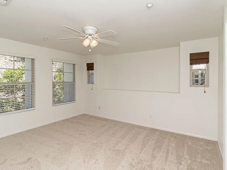 2110 Silverado St — Photo 26
