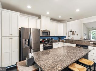 84 Heals Farm Rd, Burlington, NJ 08016
