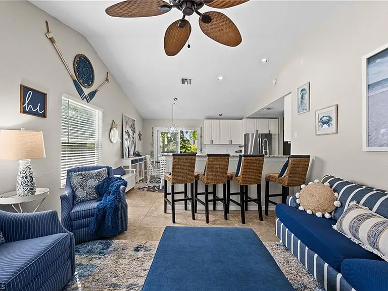 105 W Hilo St — Photo 3