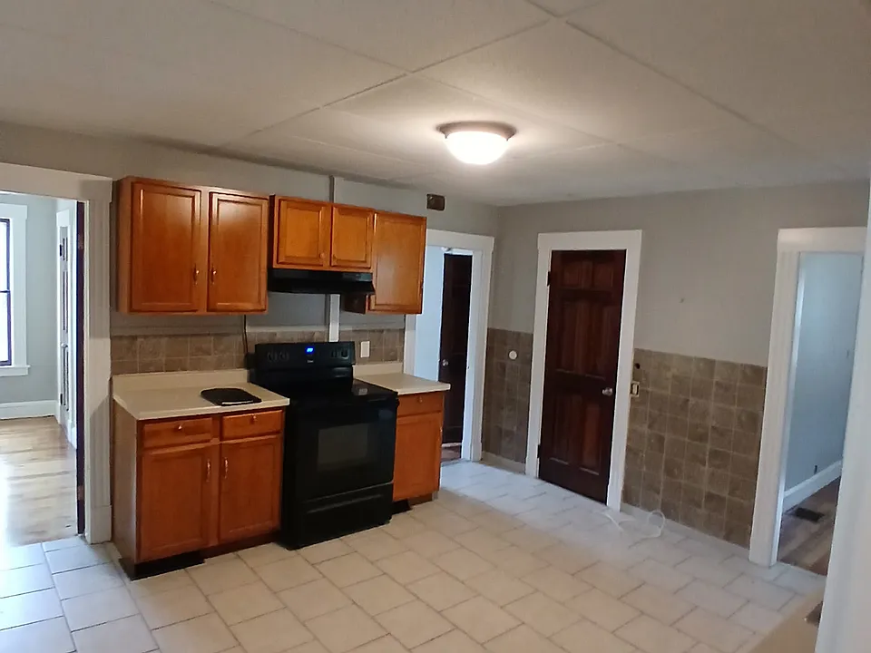 312 Main St #1